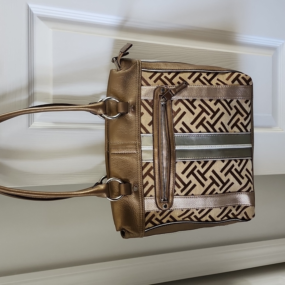 Like new TIGNONELLO Shoulder Handbag